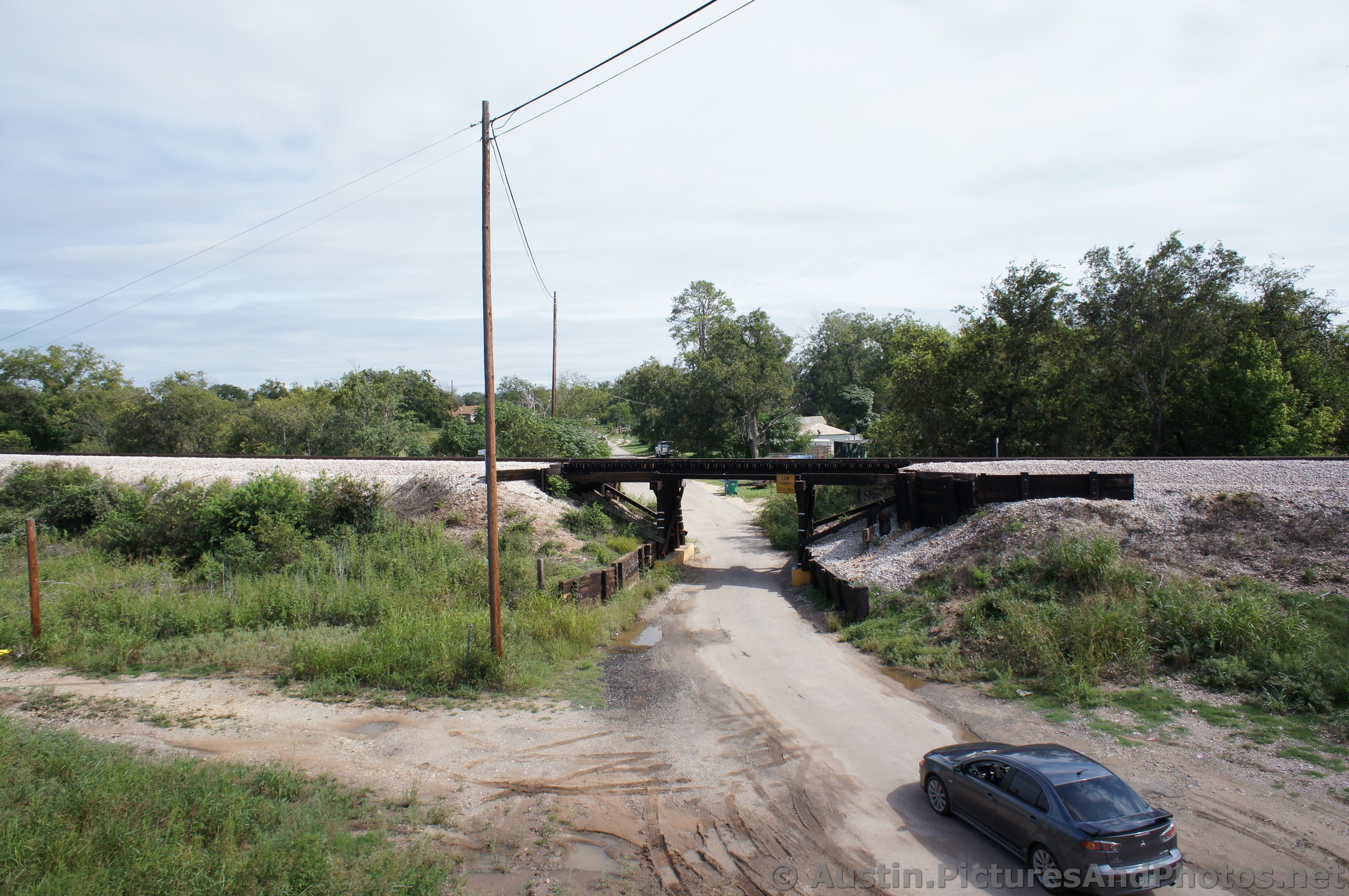Train Track Rail bridge overpass at Burnet Texas.jpg