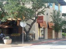 Zingers Bar & Grill restaurant Hill Country Galleria.jpg